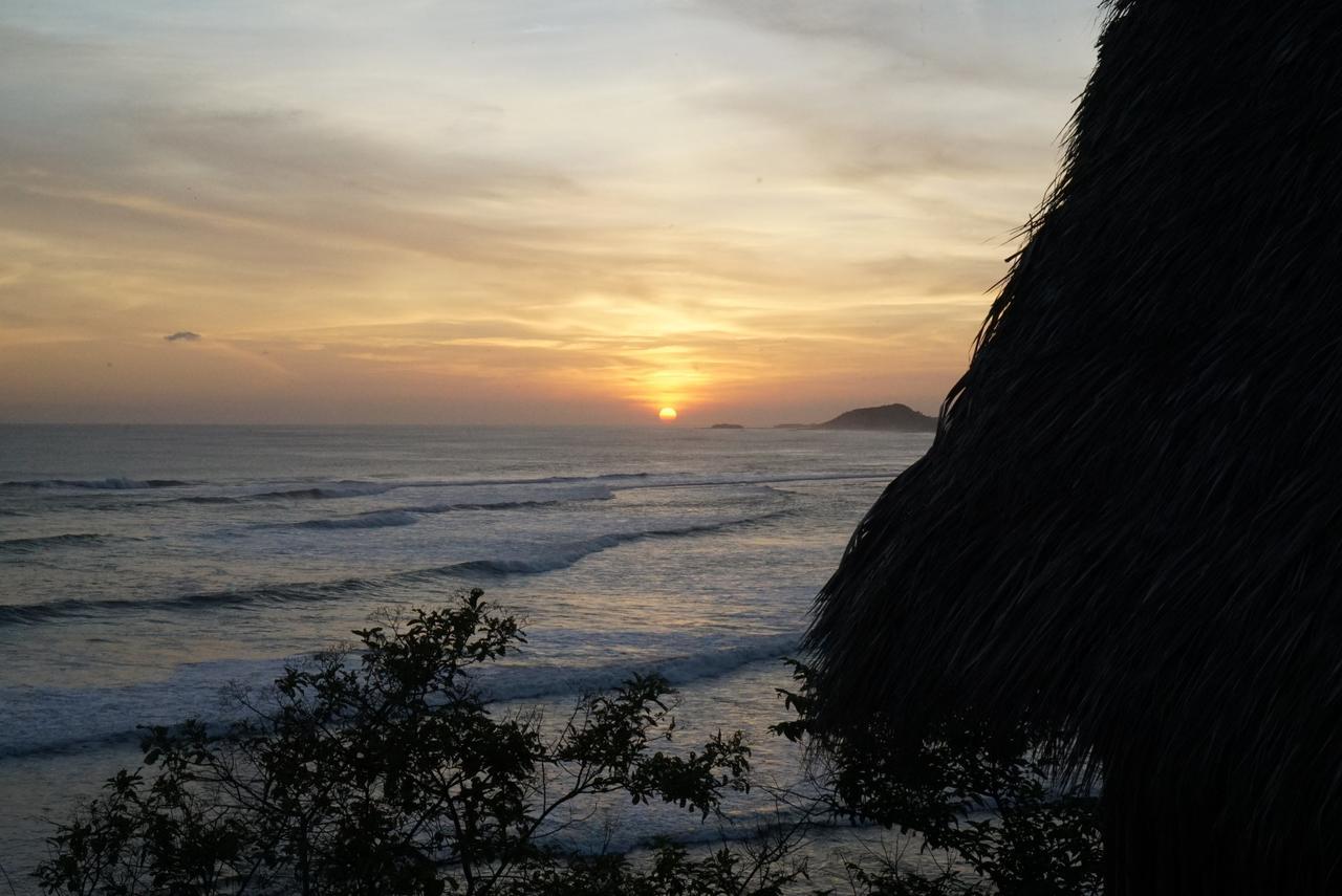 Magnific Rock - Surf Resort & Yoga Retreat Nicaragua Popoyo Exterior foto